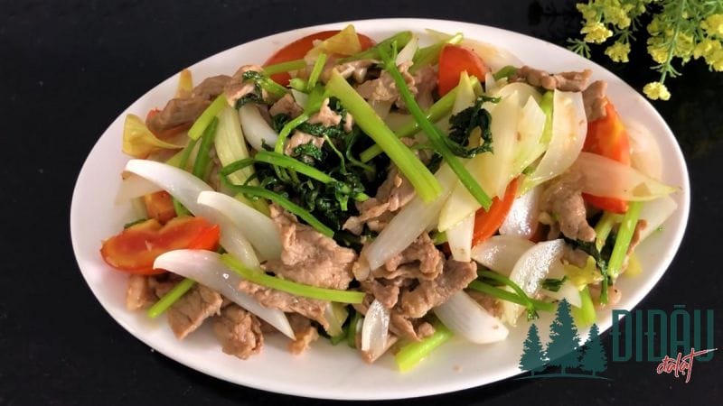 Bò xào cần tây 