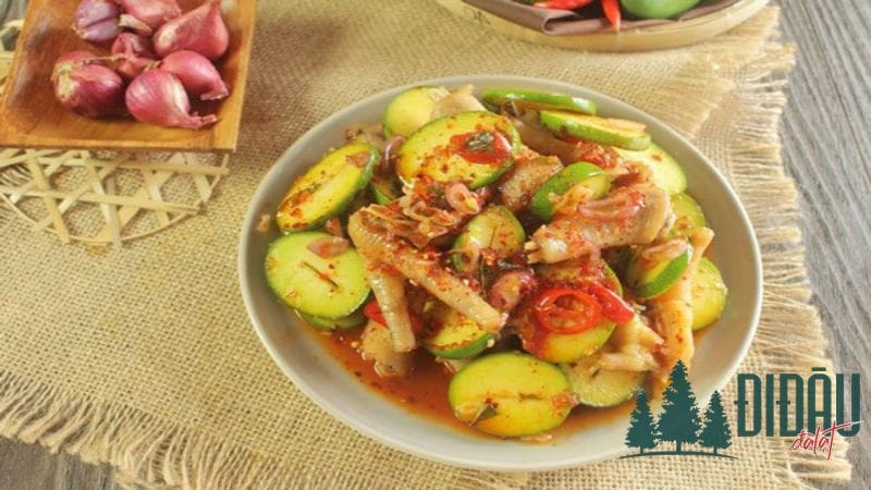 Chân gà trộn xoài chua 