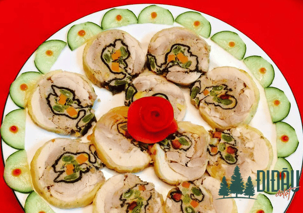 Gà cuộn trứng muối hấp