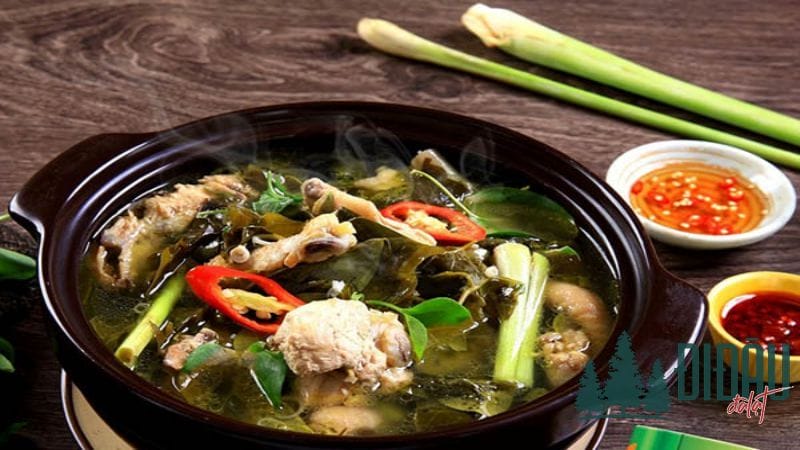 Lẩu gà lá giang