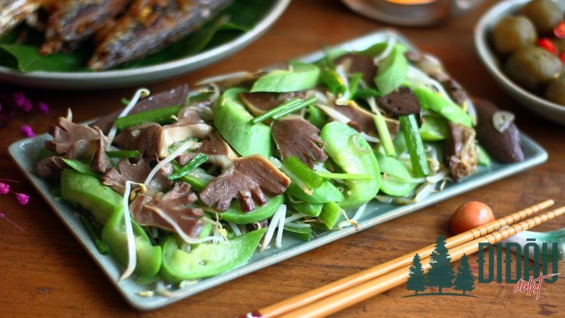 Mề gà xào mướp