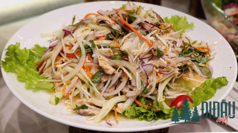 Nộm gà xé phay 