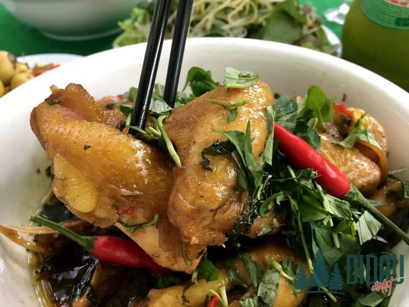 Thịt gà om rau răm didaudalat