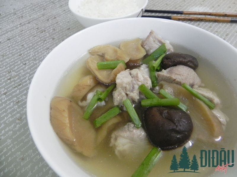 củ cải muối nấu sườn non