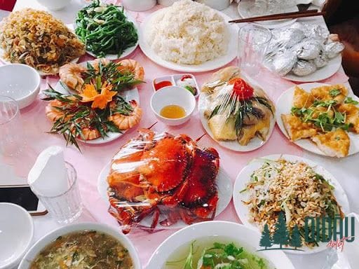9 mẫu thực đơn tiệc cưới hấp dẫn tại miền Trung