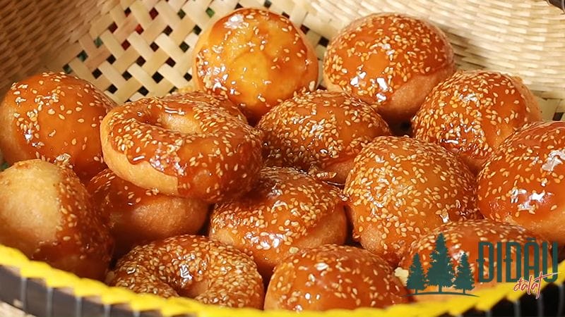 Bánh cam phủ đường giòn