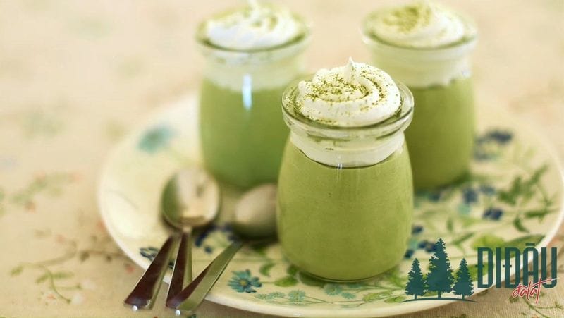 Bánh mousse matcha trà xanh