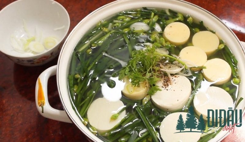 Canh đậu hũ lá hẹ