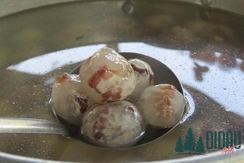 Chè bột lọc heo quay