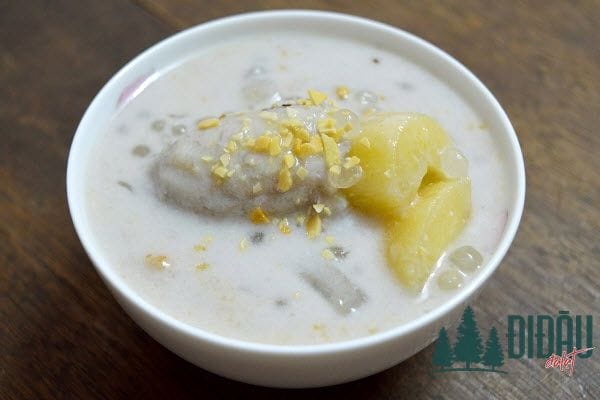 Chè chuối nếp cẩm
