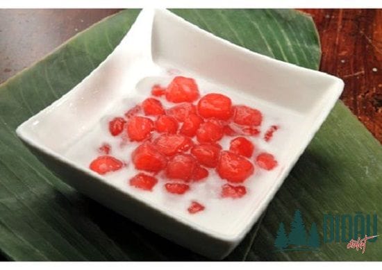 Chè củ năng nước dừa kiểu Thái