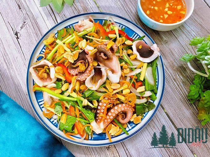 Gỏi bạch tuộc chua cay