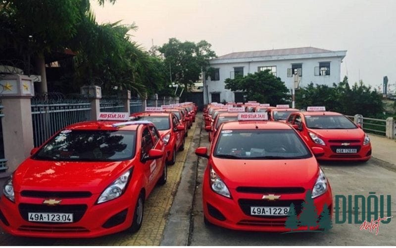 Hãng taxi Sao Đỏ