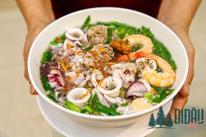 Hủ tiếu mực