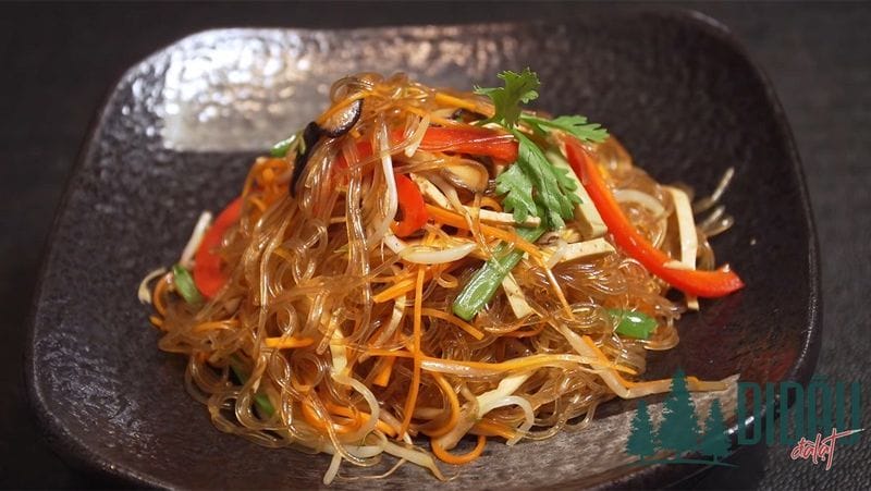 Miến xào chay thập cẩm