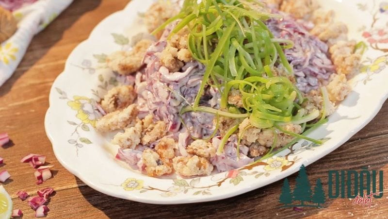 Salad kẹo óc chó bắp cải tím