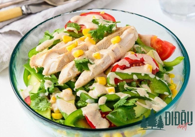 Salad ức gà xà lách