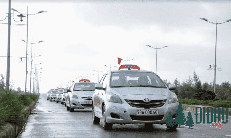 Taxi Đông Ba