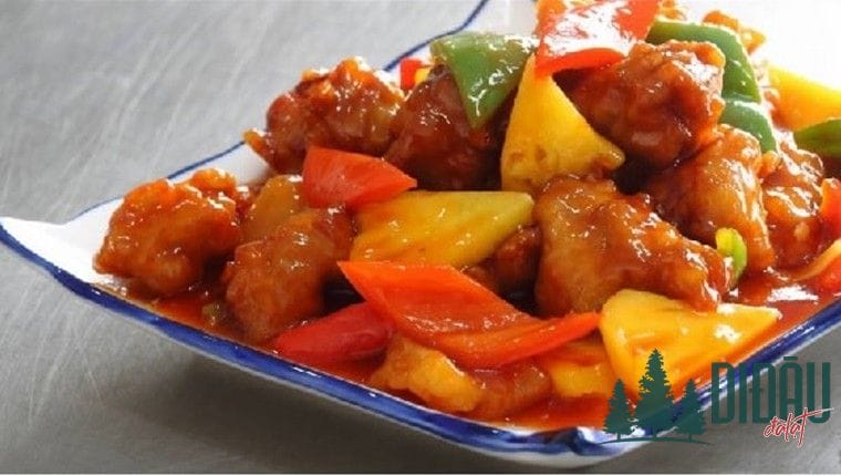 Thịt gà xào chua ngọt