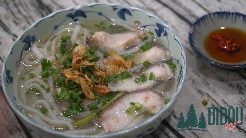 Bánh canh cá lóc