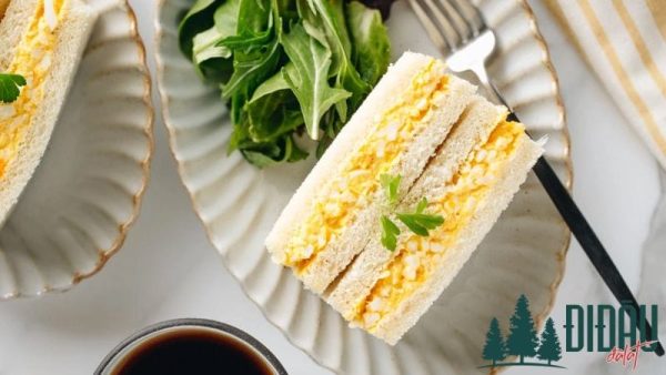 Bánh mì sandwich kẹp trứng nướng