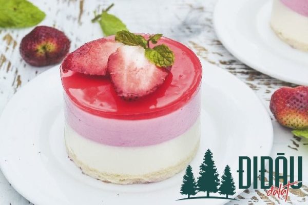 Cách làm bánh sữa chua dâu tây