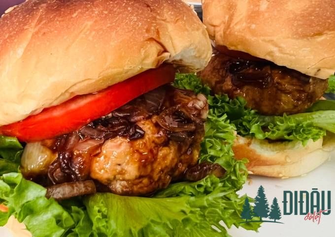 Cách làm hamburger teriyaki