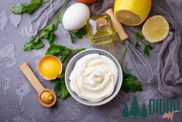 Cách làm sốt mayonnaise bằng máy đánh trứng