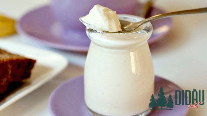 Cách làm sữa chua dẻo từ cả sữa tươi và sữa đặc