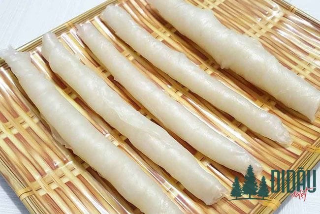 Cách làm tokbokki cuốn bánh tráng
