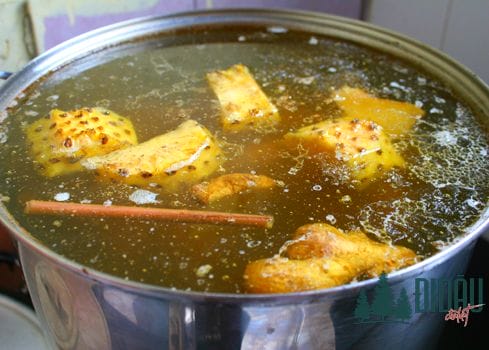 Nấu nước dùng