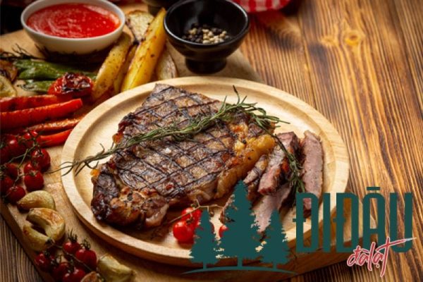 Trang trí và thưởng thức beef steak