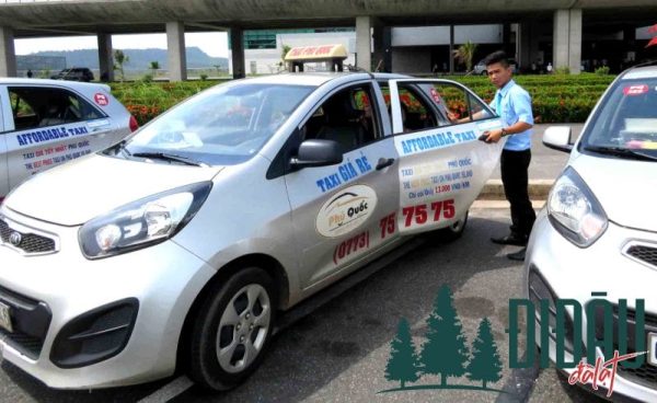 Hãng taxi Phú Quý