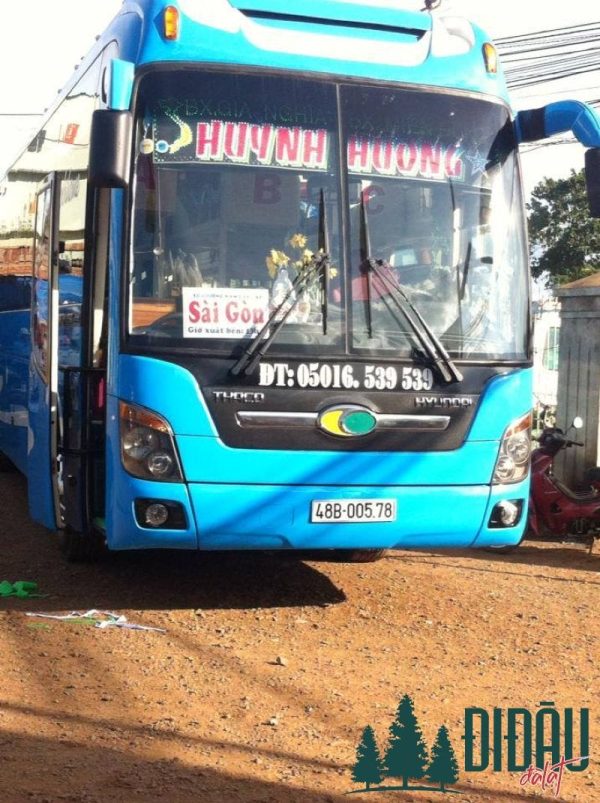Nhà xe Huỳnh Hương