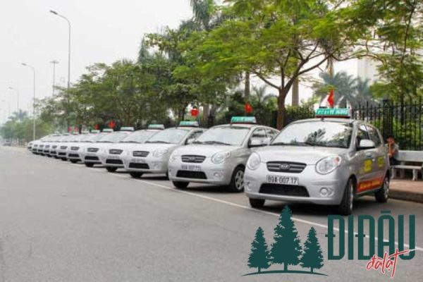 Taxi Anh Huân Lai Châu