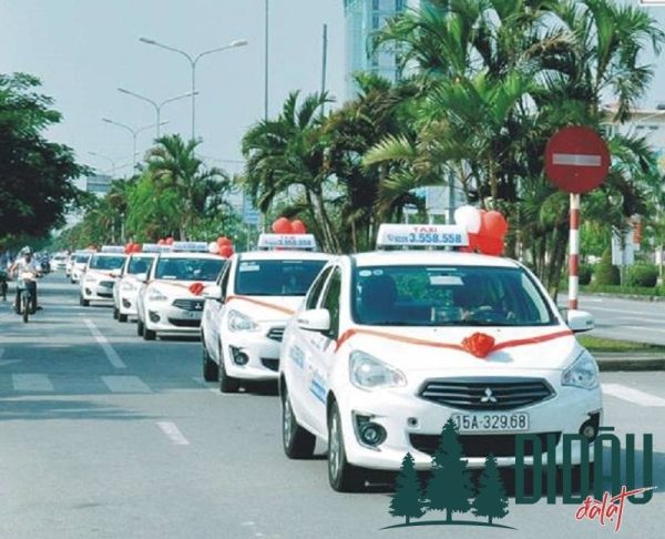 Taxi Hùng Trắng