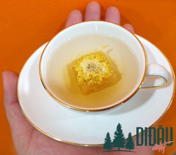 Trà hoa cúc đường phèn 