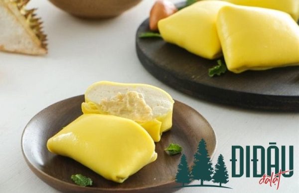 Cách làm bánh crepe sầu riêng kem tươi truyền thống chuẩn vị
