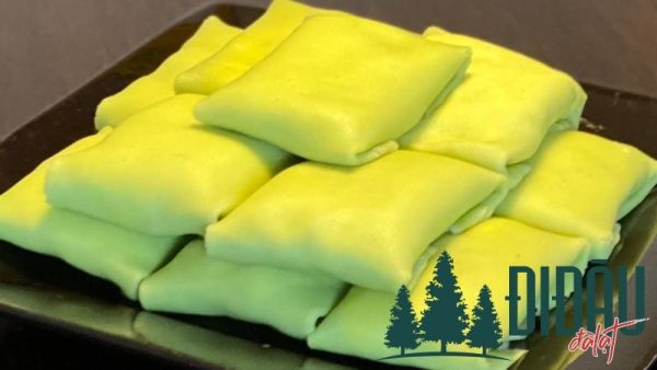Công thức crepe lá dứa sầu riêng