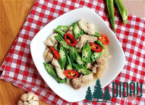 Đậu bắp xào thịt gà