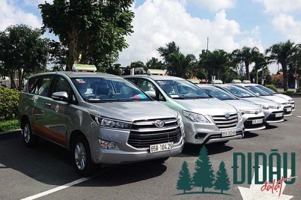 Hãng taxi Khánh Linh