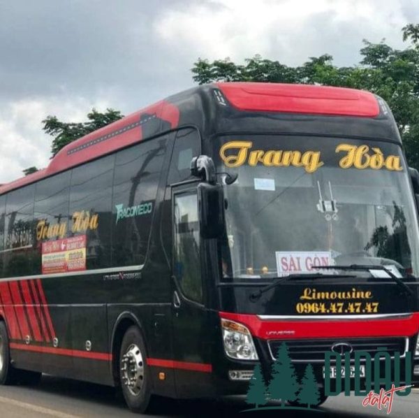 Nhà xe Trang Hòa