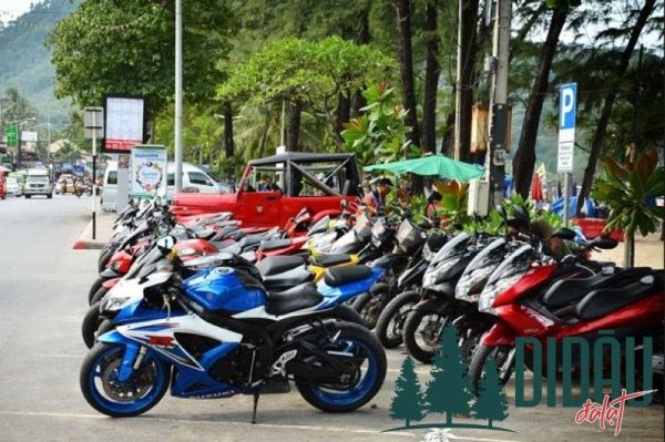Thuê xe máy Đường Phạm Văn Đồng, Gia Lai