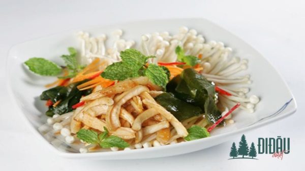 mực xào nấm kim chi