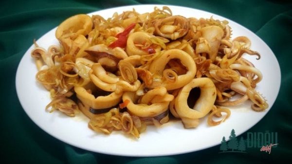 mực xào sả ớt