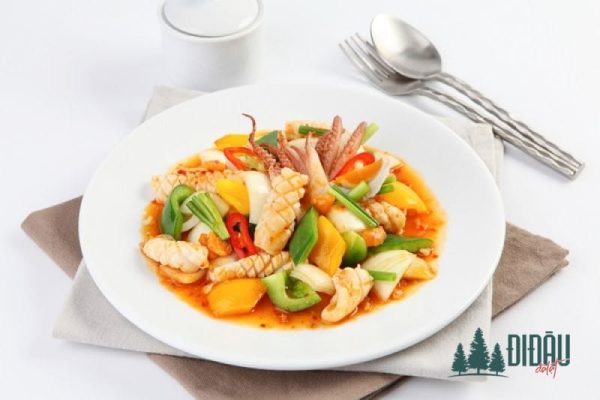 mực xào thập cẩm