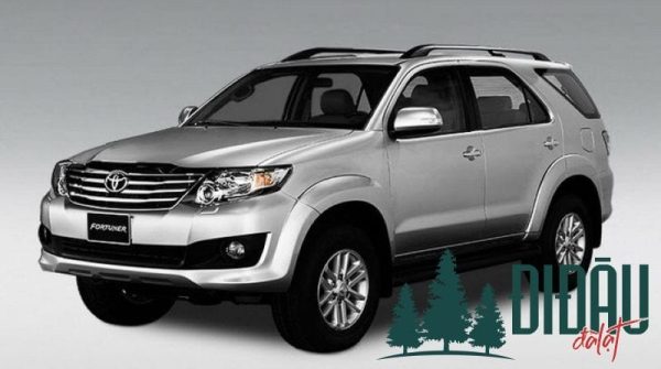 Xe dịch vụ du lịch Minh Chiến